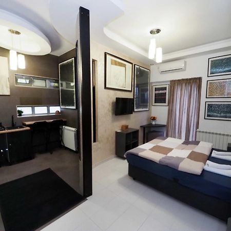 Kennedylux Apartment Belgrad Exteriör bild